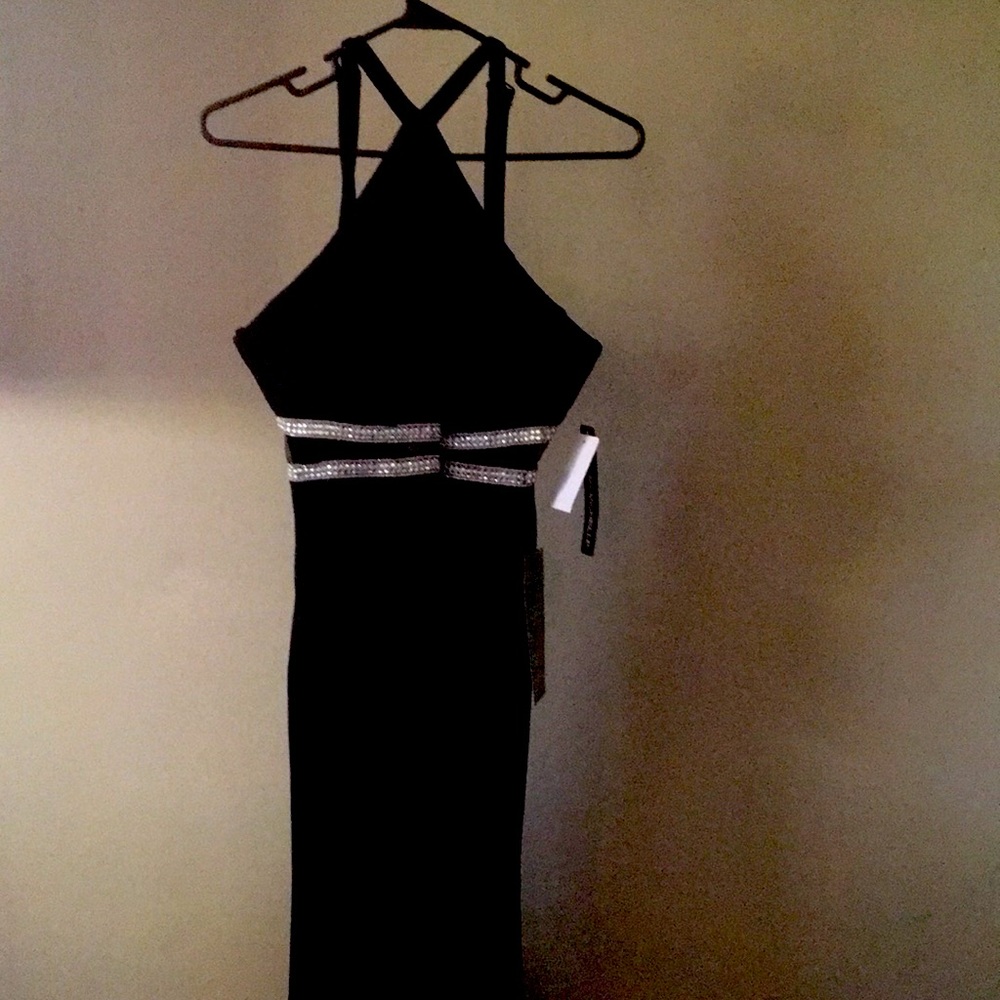 Long evening dress. Perfect for special occasions